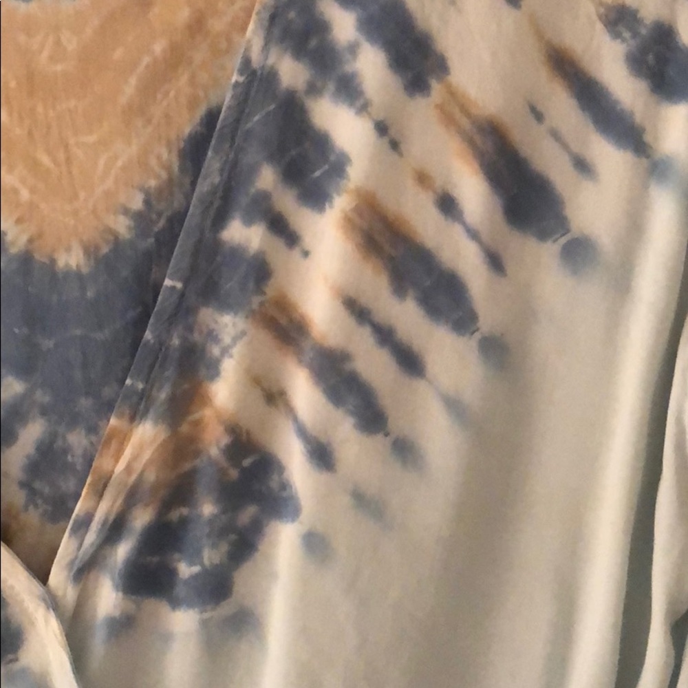 Blue Life From Planet Blue Tie Dye Top View 2
